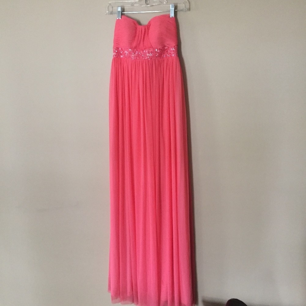 Prom Dress - Picture 2 of 4
